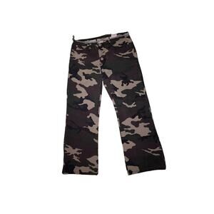 paris ami camo capri